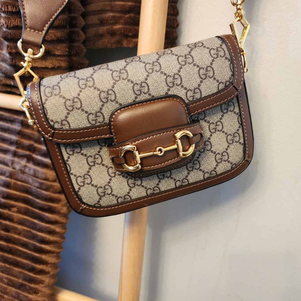 HORSE BIT SHOULDER BAG INSPIRED HORSEBIT 1955 BAG (i dont know if real )